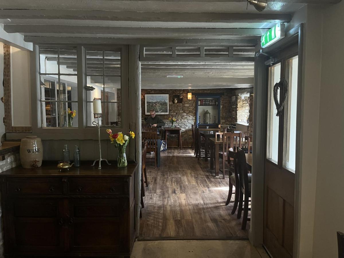 The Talbot Inn Eynsham Exteriör bild